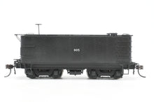 Load image into Gallery viewer, HO Brass W&amp;R Enterprises NP - Northern Pacific Auxiliary Tender with Low Water Hatch Factory Painted No. 905
