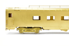 Load image into Gallery viewer, HO Brass Oriental Limited GN - Great Northern Streamlined &quot;Empire Builder&quot; Coulee Series 1190-1194 Sleeper Lounge Observation
