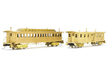 Load image into Gallery viewer, HO Brass Gem Models GN - Great Northern Originally St. Paul &amp; Pacific 2-Car Set Baggage and Coach
