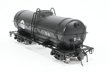 Load image into Gallery viewer, HO Brass DVP - Division Point DM&amp;IR - Duluth Missabe &amp; Iron Range T-2 Water Car Factory Painted
