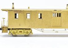 Load image into Gallery viewer, HO Brass Gem Models GN - Great Northern Originally St. Paul &amp; Pacific 2-Car Set Baggage and Coach
