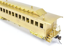 Load image into Gallery viewer, HO Brass Gem Models GN - Great Northern Originally St. Paul &amp; Pacific 2-Car Set Baggage and Coach
