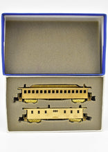 Load image into Gallery viewer, HO Brass Gem Models GN - Great Northern Originally St. Paul &amp; Pacific 2-Car Set Baggage and Coach
