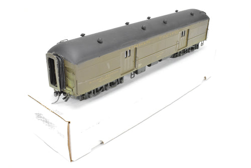 O Scale Metal and Wood Walthers 60' Baggage Car C/P in Union Pacific Numbered 5678. NOB