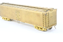 Load image into Gallery viewer, HO Brass Trains Inc. Various Roads REA - Railway Express Agency 50' Wood Express Reefer
