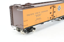 Load image into Gallery viewer, Gauge 1 - 1:32nd Scale Brass PSC - Precision Scale Co. PFE - Pacific Fruit Express 40' Wood Refrigerator R-30-12 Factory Painted No. 30449
