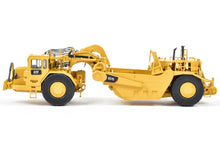 Load image into Gallery viewer, HO Brass CON CCM Models Caterpillar 657G Scraper Factory Painted
