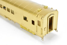 Load image into Gallery viewer, HO Brass Oriental Limited NP - Northern Pacific North Coast Limited 56-Seat Coach #500 w/ Skirts

