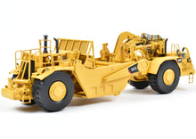 Load image into Gallery viewer, HO Brass CON CCM Models Caterpillar 657G Scraper Factory Painted
