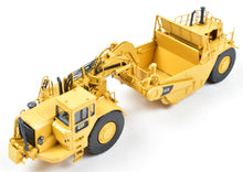 Load image into Gallery viewer, HO Brass CON CCM Models Caterpillar 657G Scraper Factory Painted
