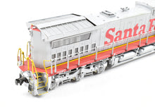 Load image into Gallery viewer, HO Brass OMI - Overland Models Inc. AT&amp;SF - Santa Fe Dash 8-40CW Gullwing Cab Custom Painted
