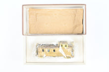 Load image into Gallery viewer, HOn3 Brass CON Pacific Traction D&amp;RGW - Denver &amp; Rio Grande Western 30’ Caboose
