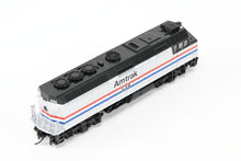 Load image into Gallery viewer, N Kato 176-9003 Amtrak EMD F40PH Phase III No. 334 w/Micro-Trains Line Couplers
