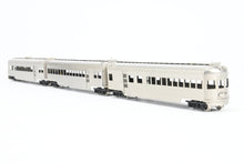 Load image into Gallery viewer, HO Brass CON S. Soho &amp; Co. IT - Illinois Terminal 3-Unit Streamliner Set Nickel-Silver Plated

