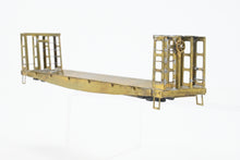 Load image into Gallery viewer, HO Brass Kemtron Various Roads Bulkhead Beveled Floor Pulpwood Flatcar NO TRUCKS
