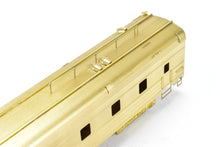 Load image into Gallery viewer, HO Brass Oriental Limited NP - Northern Pacific North Coast Limited Budd Diner 459-463
