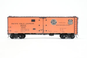 O Brass PSC - Precision Scale Co. PFE - Pacific Fruit Express 40’ Steel Reefer with Wood Roof Walk Circa 1945 CP No. 45681
