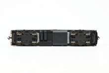 Load image into Gallery viewer, N Kato 176-9005 Metrolink EMD F40PH No. 800
