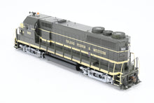 Load image into Gallery viewer, HO Athearn "Ready To Roll” TP&amp;W - Toledo Peoria &amp; Western EMD GP35 FP No. 901 w/ Alco Trucks &amp; Custom Details
