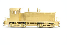 Load image into Gallery viewer, O Brass Oriental Limited Various Roads EMD NW-2 1000HP PH IV Switcher
