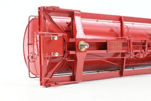 Load image into Gallery viewer, O Brass PSC - Precision Scale Co. Various Roads ACF 8,000 Gallon Insulated Tank Car Factory Painted Red WSRX - Mobilgas No. 238
