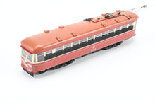 Load image into Gallery viewer, HO Bachmann Spectrum CSL - Chicago Surface Lines Peter Witt Trolley FP No. 6319 DCC On-Board REBOXX
