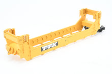 Load image into Gallery viewer, O Scale Atlas "O" Various Roads TTX - Trailer Train Gunderson Stack Car 5-Unit Set FP No. 63252
