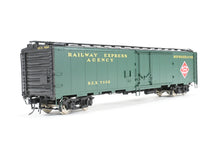 Load image into Gallery viewer, O Brass PSC - Precision Scale Co. REA - Railway Express Agency 50&#39; Ice Reefer Factory Painted No. 7802
