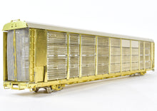 Load image into Gallery viewer, HO Brass OMI - Overland Models, Inc. SP - Southern Pacific Auto Rack Tri-Level w/ Mesh End Doors No. 517006
