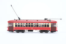 Load image into Gallery viewer, HO Bowser “Executive Line” New Orleans Public Service Streetcar FP CSL - Chicago Surface Lines Livery REBOXX
