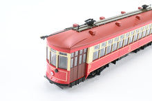 Load image into Gallery viewer, HO Bowser “Executive Line” New Orleans Public Service Streetcar FP CSL - Chicago Surface Lines Livery REBOXX
