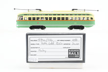 Load image into Gallery viewer, HO Bowser “Executive Line” SF MUNI - San Francisco F Line  PCC Car FP CTA - Chicago Transit Authority Livery REBOXX

