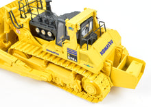 Load image into Gallery viewer, HO Brass CON CMC - Classic Mint Collectibles Komatsu D575A-3 SD Crawler Dozer FP
