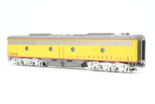 Load image into Gallery viewer, O Brass OMI - Overland Models, Inc. MILW - Milwaukee Road EMD E8/9B w/o Port Holes Custom Painted No. 204B NO BOX
