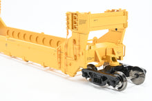 Load image into Gallery viewer, O Scale Atlas "O" Various Roads TTX - Trailer Train Gunderson Stack Car 5-Unit Set FP No. 63252
