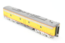 Load image into Gallery viewer, O Brass OMI - Overland Models, Inc. MILW - Milwaukee Road EMD E8/9B w/o Port Holes Custom Painted No. 204B NO BOX
