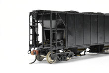 Load image into Gallery viewer, HO Brass Sunset Models or ACF Models Various Roads AC&amp;F 70-Ton Covered Hopper FP Black Unlettered
