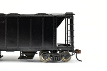 Load image into Gallery viewer, HO Brass Sunset Models or ACF Models Various Roads AC&amp;F 70-Ton Covered Hopper FP Black Unlettered
