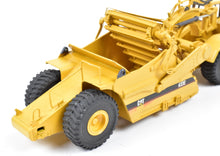 Load image into Gallery viewer, HO Brass CON CCM Models Caterpillar 633E Scraper Factory Painted - Yellow
