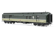 Load image into Gallery viewer, HO Brass W&amp;R Enterprises NP - Northern Pacific Mail &amp; Express Car Factory Painted Loewy No. 1447
