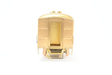 Load image into Gallery viewer, HO Brass Oriental Limited PRR - Pennsylvania Railroad Diner D70BR 1938 Broadway Limited
