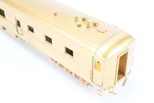 Load image into Gallery viewer, HO Brass Oriental Limited PRR - Pennsylvania Railroad Diner D70BR 1938 Broadway Limited

