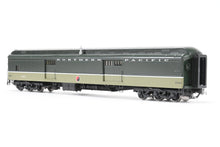 Load image into Gallery viewer, HO Brass W&amp;R Enterprises NP - Northern Pacific Baggage Auto Car Factory Painted "Lowey" No. 1591
