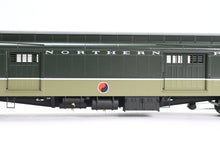 Load image into Gallery viewer, HO Brass W&amp;R Enterprises NP - Northern Pacific Baggage Auto Car Factory Painted "Lowey" No. 1591
