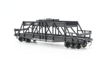 Load image into Gallery viewer, HO Brass W&amp;R Enterprises NP - Northern Pacific MOW Boom Car Factory Painted No. 203694
