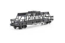 Load image into Gallery viewer, HO Brass W&amp;R Enterprises NP - Northern Pacific MOW Boom Car Factory Painted No. 203694
