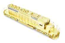 Load image into Gallery viewer, HO Brass OMI - Overland Models, Inc. C&amp;NW - Chicago and North Western EMD SD40-2 #6806-6913
