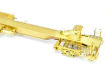 Load image into Gallery viewer, HO Brass OMI - Overland Models, Inc. Various Roads TTX - Trailer Train (TTUX) Thrall Front Runner 50&#39; TOFC Car w/National Unitruck
