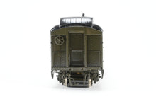 Load image into Gallery viewer, HO Brass W&amp;R Enterprises NP - Northern Pacific Baggage Car Nos. 1500 - 1515 Custom Painted Pullman Green No. 1519
