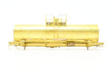 Load image into Gallery viewer, O Brass PSC - Precision Scale Co. Various Roads 10,000 Gallon ACF Tank Car
